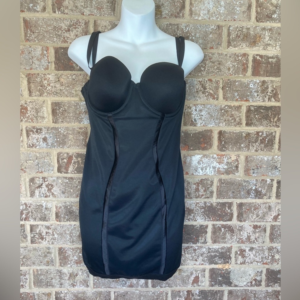 Flexees by Madenform shapewear convertible slip . 36B Black 2304
